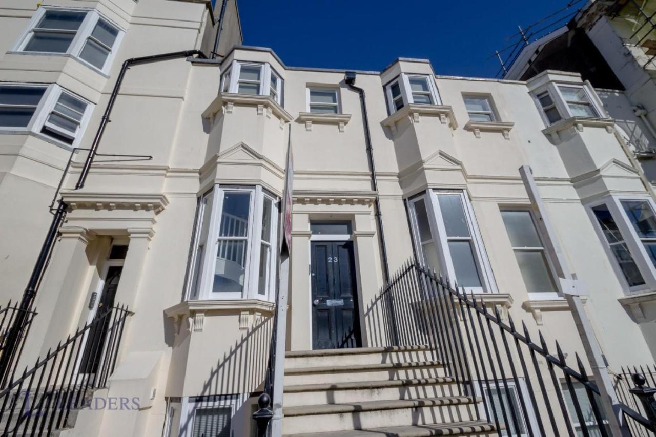 The I360 Flat, Penthouse, Sea View, Large Private Roof Terrace, 2 Bedroom, Up To 6 Guests Hove