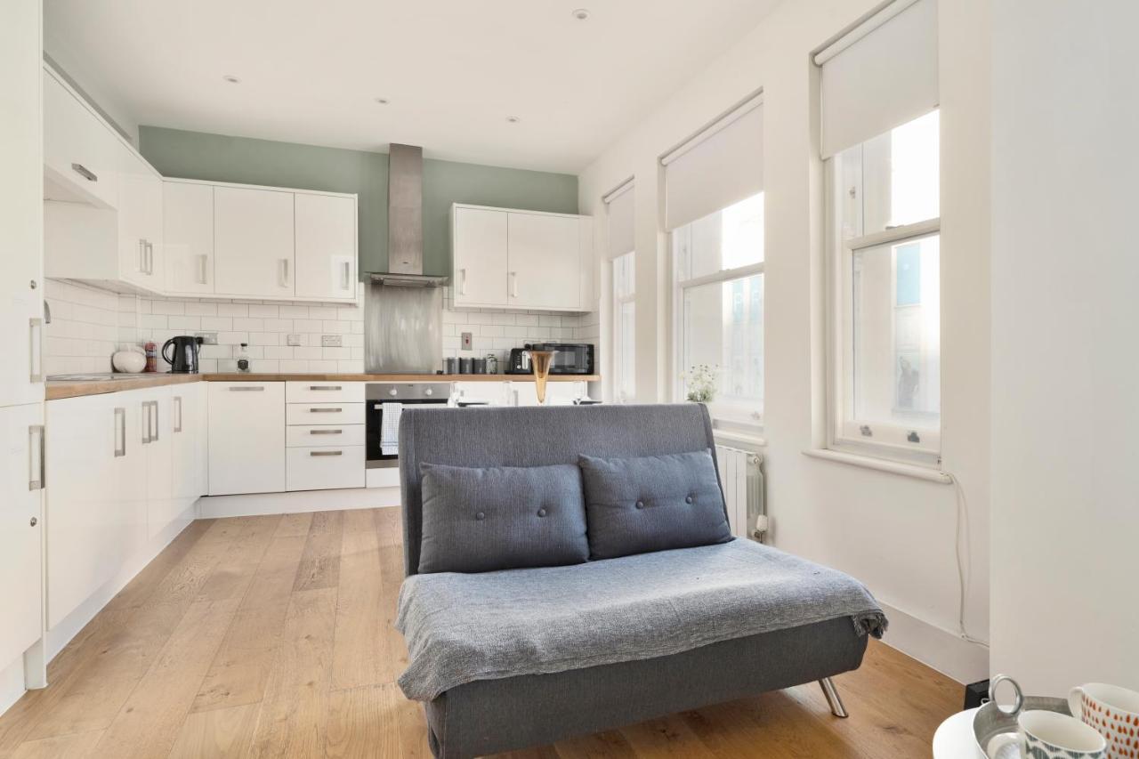 The I360 Flat, Penthouse, Sea View, Large Private Roof Terrace, 2 Bedroom, Up To 6 Guests *
