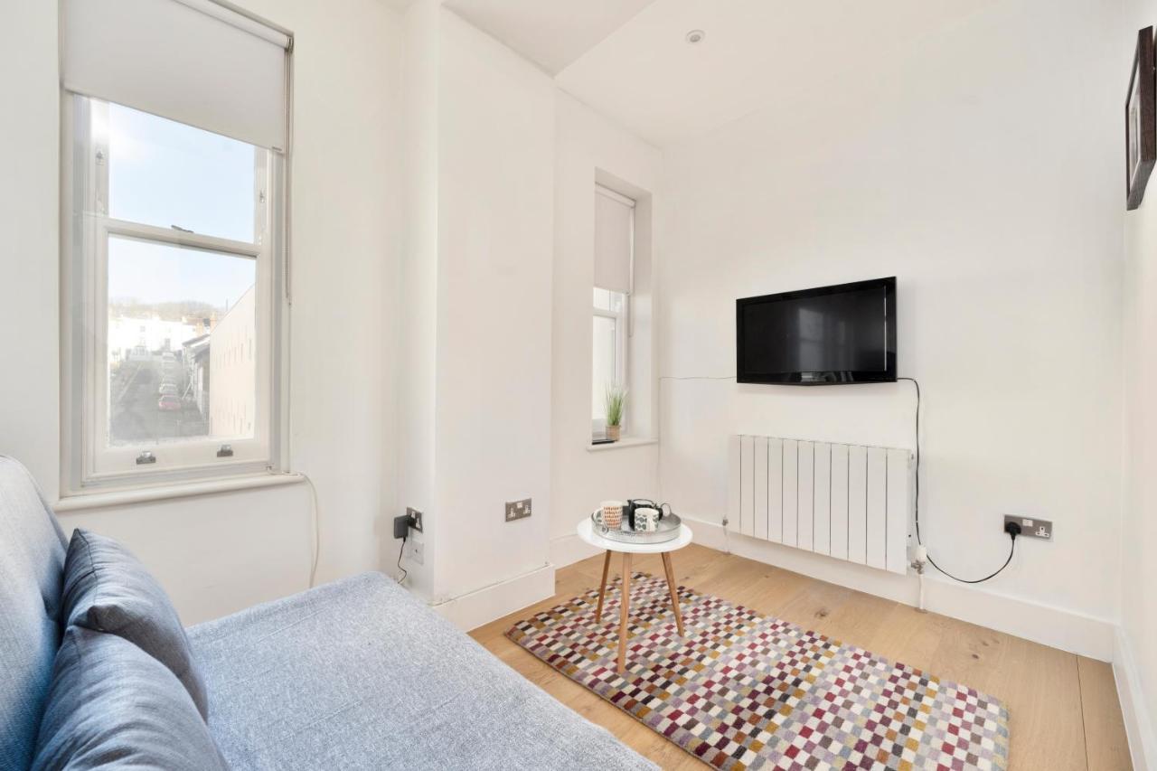 The I360 Flat, Penthouse, Sea View, Large Private Roof Terrace, 2 Bedroom, Up To 6 Guests * Hove